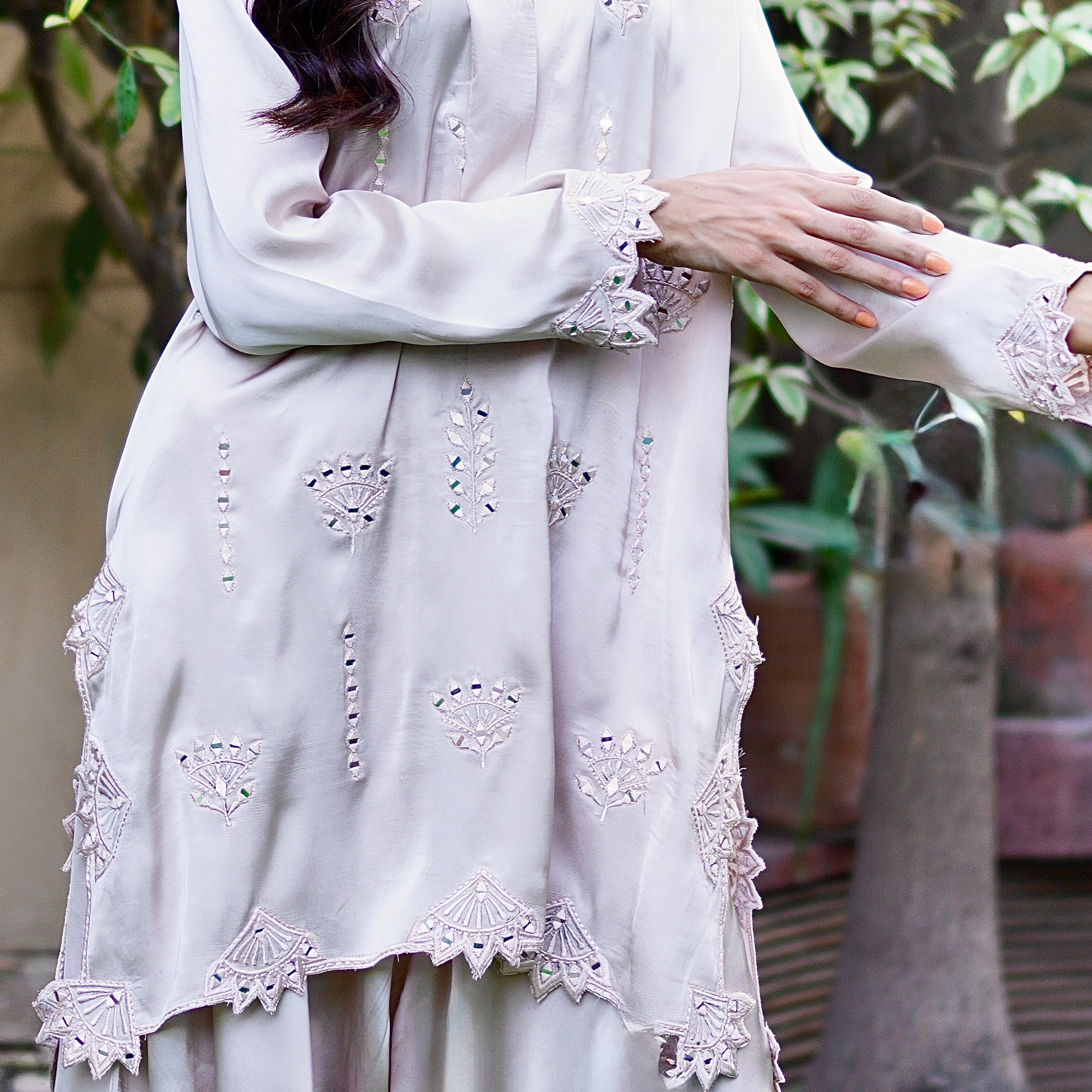 Samira - A Pearl Grey Mirror Work Shamoze Set