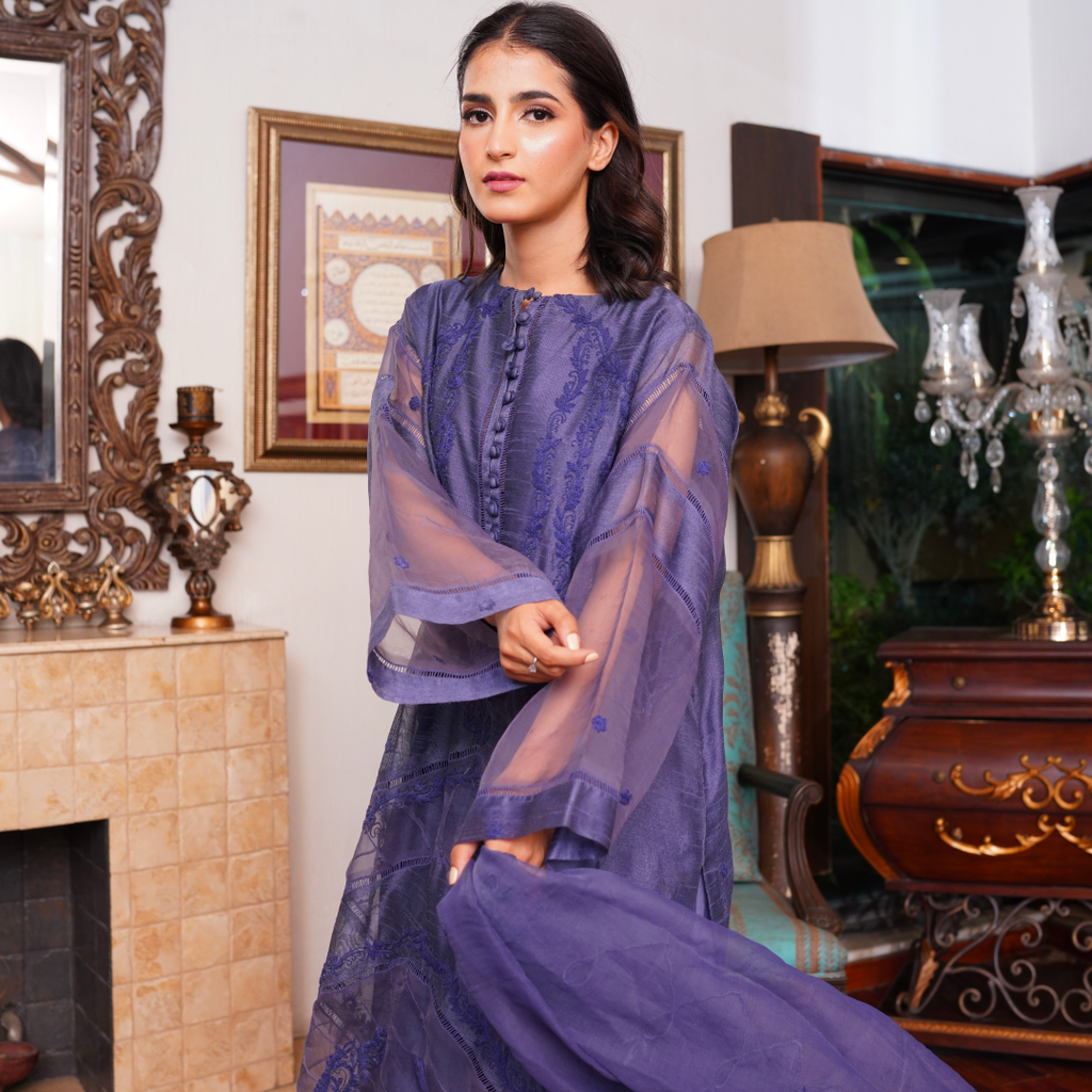 Iris — Embroidered Organza 3-Piece