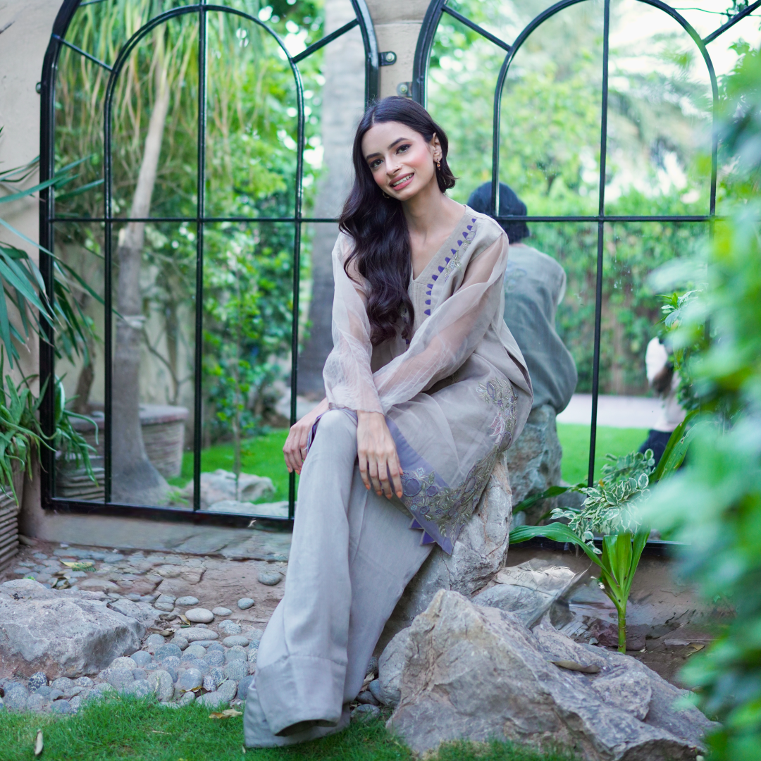 Roohi - Ethereal Organza Kurta Set